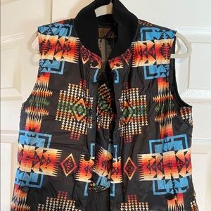 Women’s Pendleton puffer vest NWT